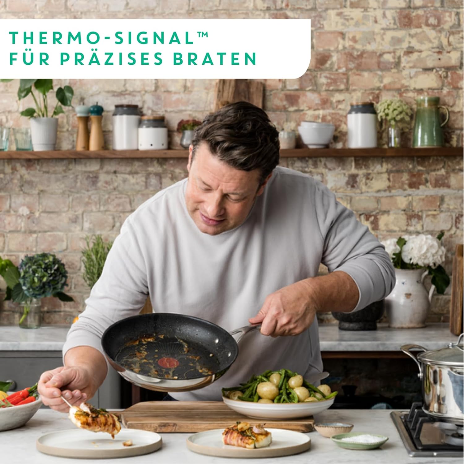 Tefal Jamie Oliver Cook's Direct On 8-teiliges Edelstahl-Pfannenset: Pfannen 20/28 cm, Stielkasserollen 16/18/20 cm + Deckel, Antihaftbeschichtung, Thermo-Signal, genieteter Griff, Induktion, E304S544