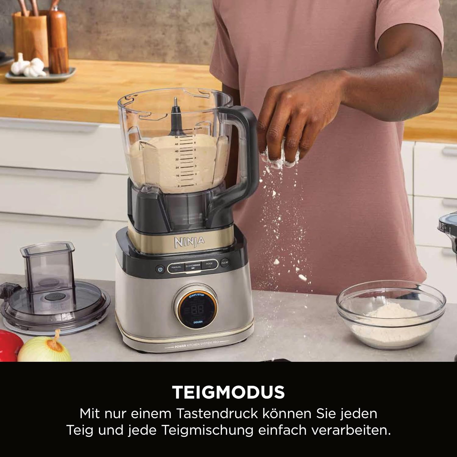 Ninja 3-in-1 Detect Power Blender Processor Pro, Stone Gold, TB401EUSTGD | kraftvolle 1200W Küchenmaschine, Single Serve & Knethaken, 3x Single Serve Tassen, Krug, Teig, mischen & hacken